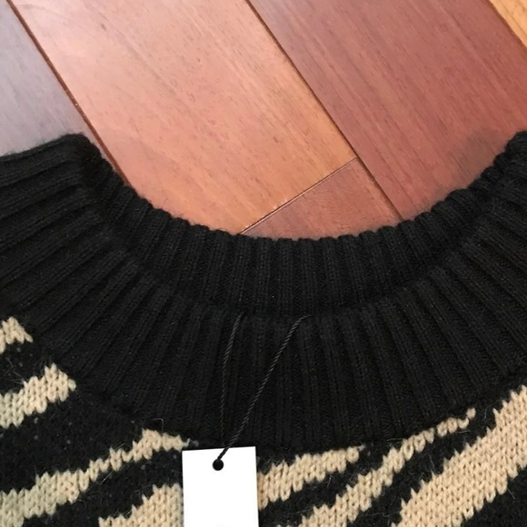 sanctuary brand sweater new with tags - Picture 5 of 8